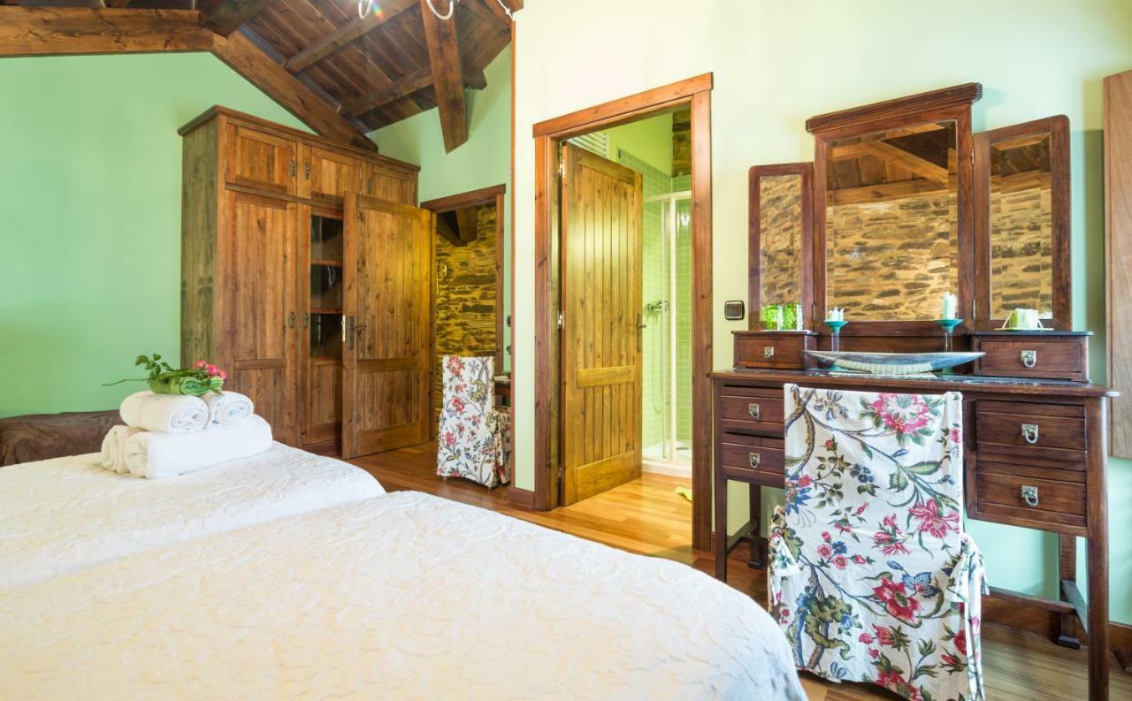 Gasthaus Casa Do Morcego Valdoviño Zimmer foto